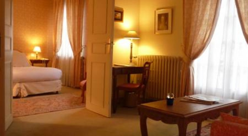 Hotel La Tonnellerie  Tavers