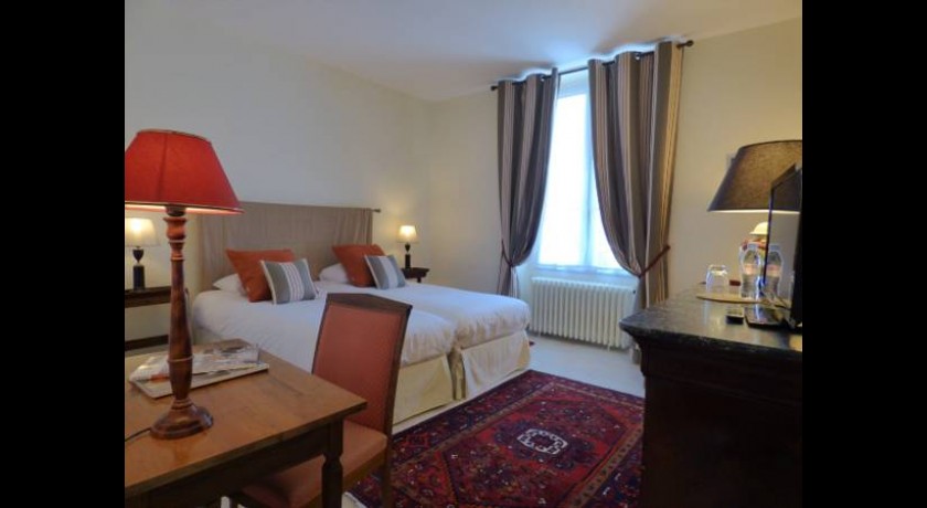 Hotel La Tonnellerie  Tavers