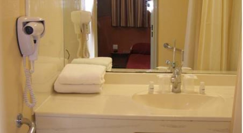 Hôtel Balladins  Saran