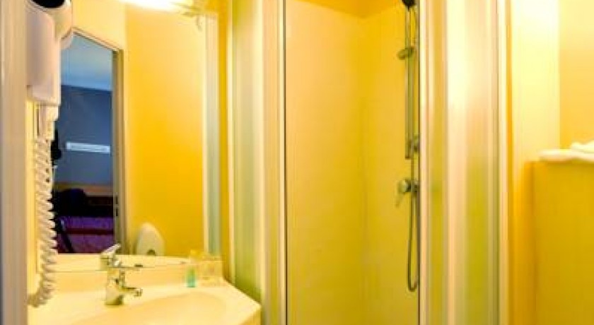 Hôtel Balladins  Saran