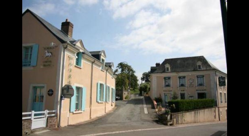 Hotel Auberge Du Cheval Blanc  Beaumont-pied-de-boeuf