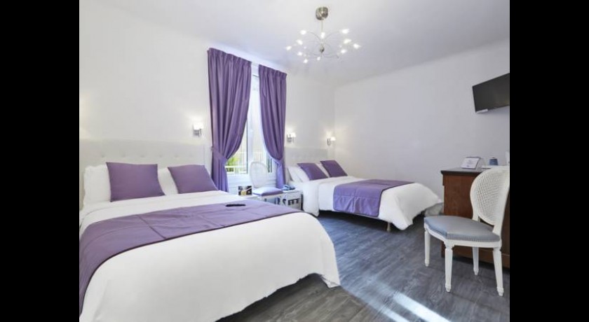 Kyriad Hotel  Saumur