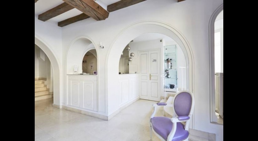 Kyriad Hotel  Saumur