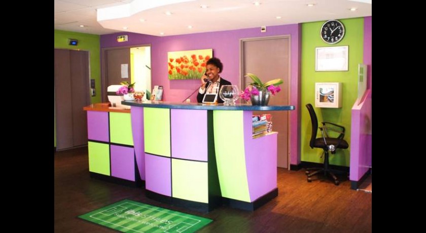 Hotel Express By Holiday Inn**  Angers
