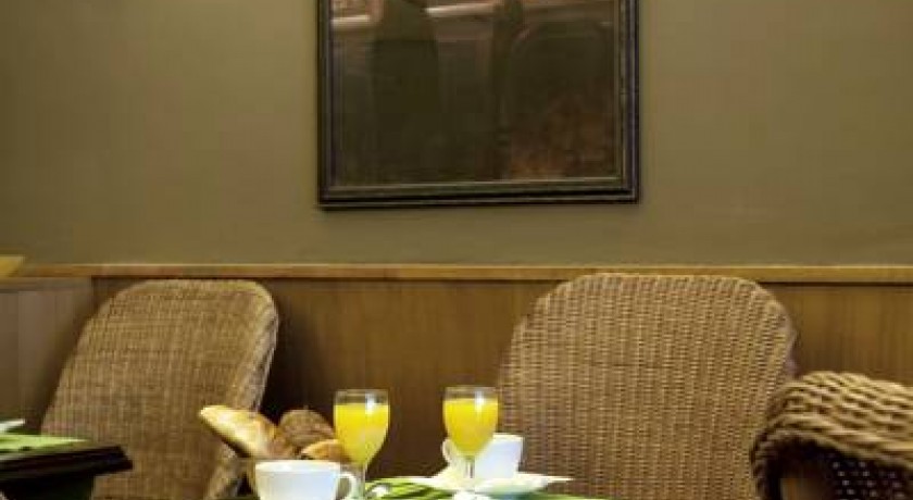 Hôtel De La Paix  Paris