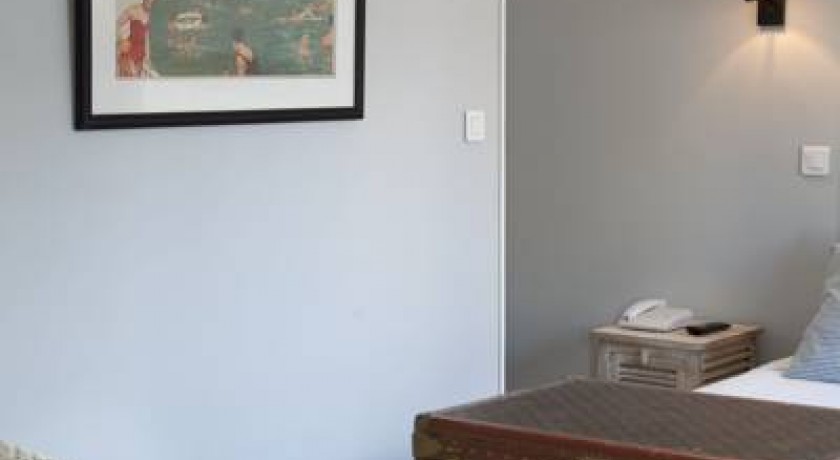 Hôtel De La Paix  Paris