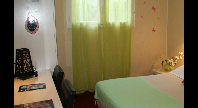 Hôtel du Commerce - Votre Séjour Inoubliable aux Sables d'Olonne