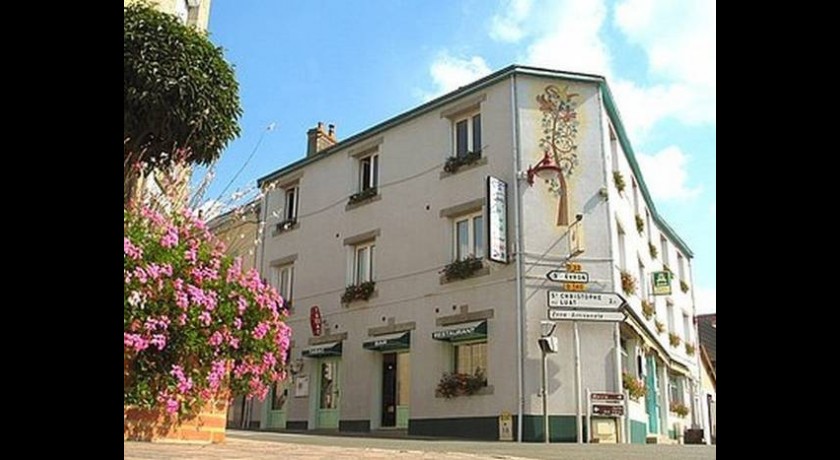 Hotel Restaurant La Croix Verte  Neau