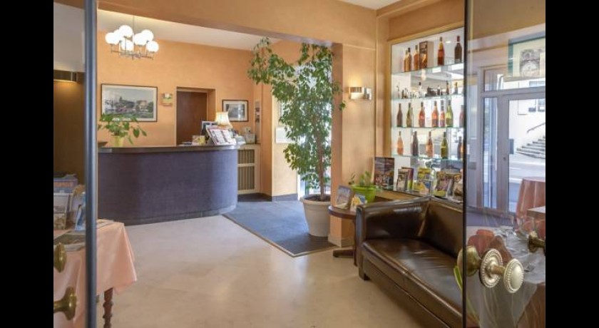 Hotel La Barque  Beaumont-sur-sarthe