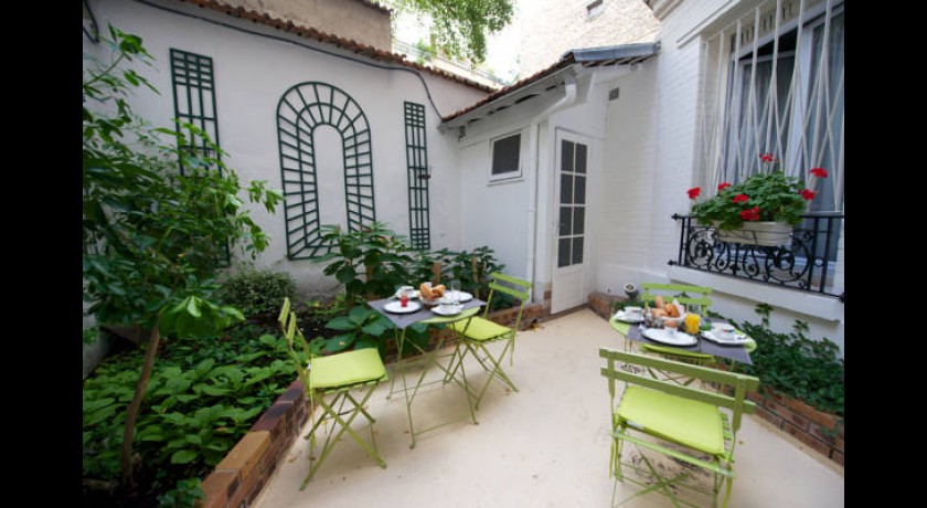 Hôtel Delos Vaugirard  Paris