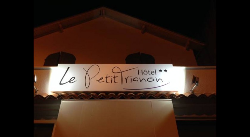 Hotel Le Petit Trianon  Saint-brevin-les-pins