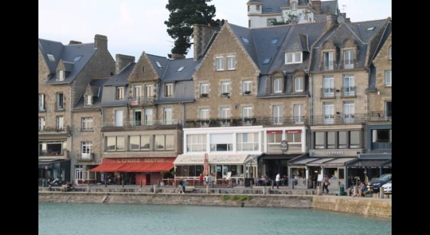 Hotel Le Continental  Cancale