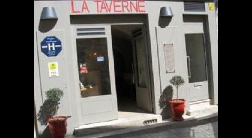HÔtel Restaurant La Taverne  Uzès