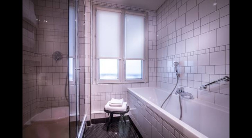 Hôtel Jules César  Paris