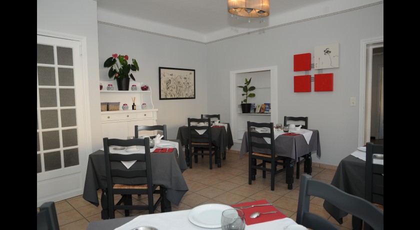 Hôtel Restaurant Le Tivoli  Sisteron