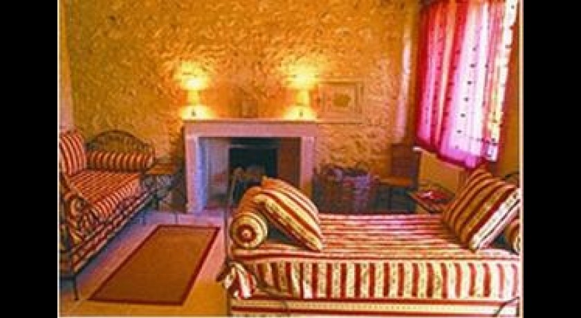 Hotel Les Orangeries  Lussac-les-châteaux