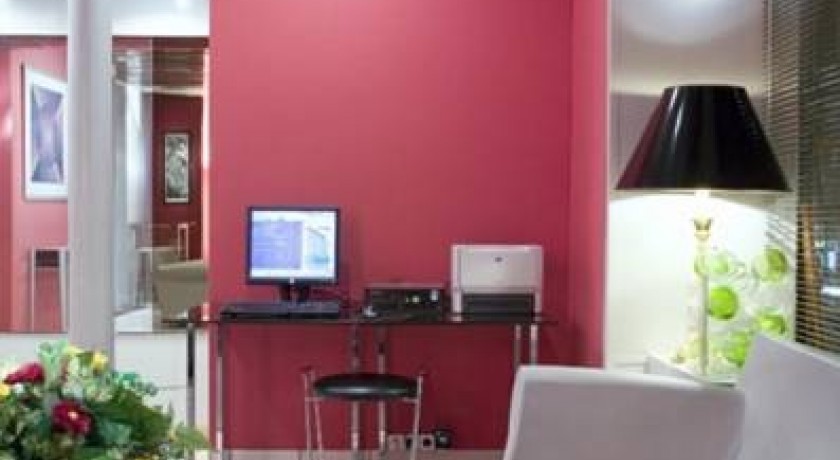 Innova Hôtel  Paris