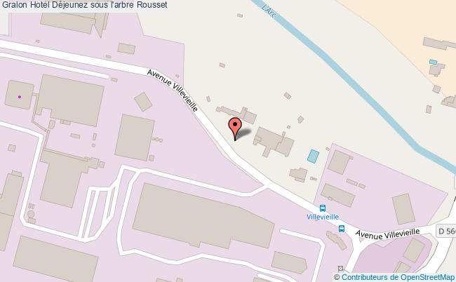 plan Hotel Déjeunez Sous L'arbre Rousset