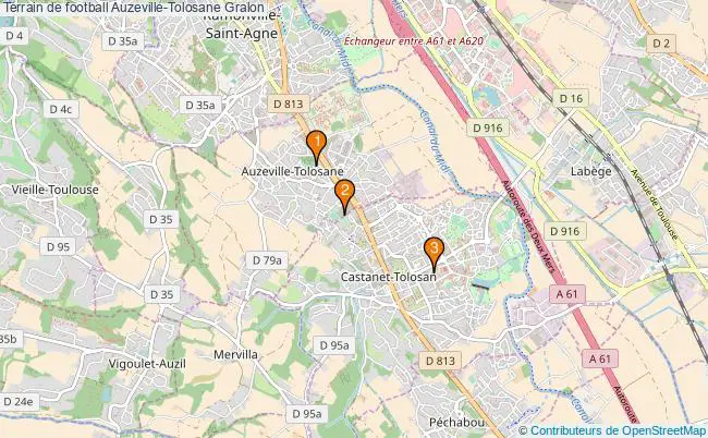 plan Terrain de football Auzeville-Tolosane : 3 équipements
