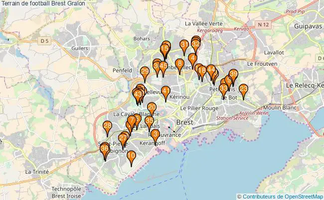plan Terrain de football Brest : 45 équipements