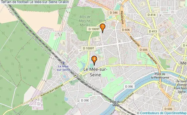 plan Terrain de football Le Mée-sur-Seine : 4 équipements