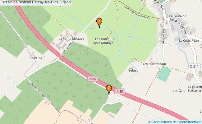plan Terrain de football Parçay-les-Pins : 2 équipements