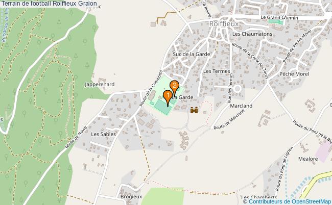 plan Terrain de football Roiffieux : 2 équipements