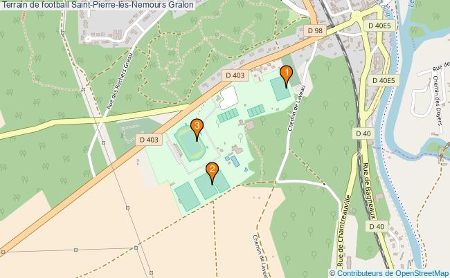plan Terrain de football Saint-Pierre-lès-Nemours : 3 équipements