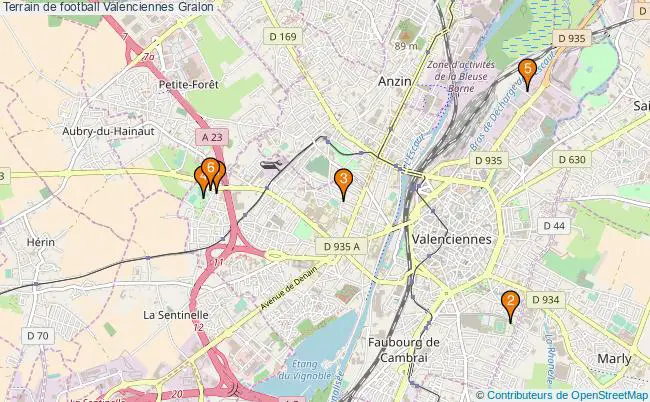 plan Terrain de football Valenciennes : 6 équipements
