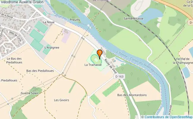 plan Vélodrome Auxerre : 1 équipements