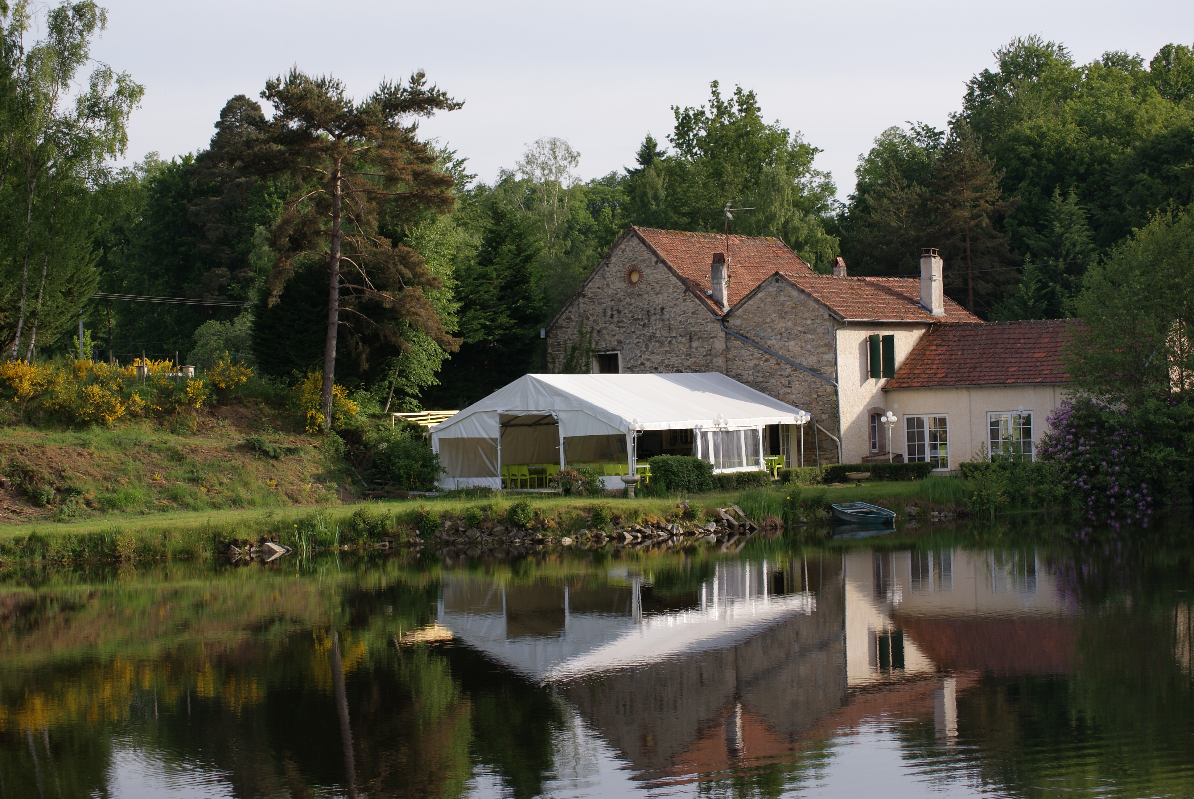 Hotel Restaurant Au Puits Sainteeulalied'olt