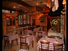 Restaurant Caverne Des Brigands