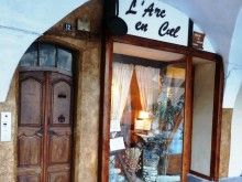 Restaurant L 'arc En Ciel