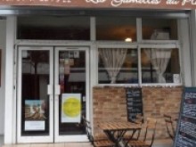 Restaurant Les Gamelles Au Plafond