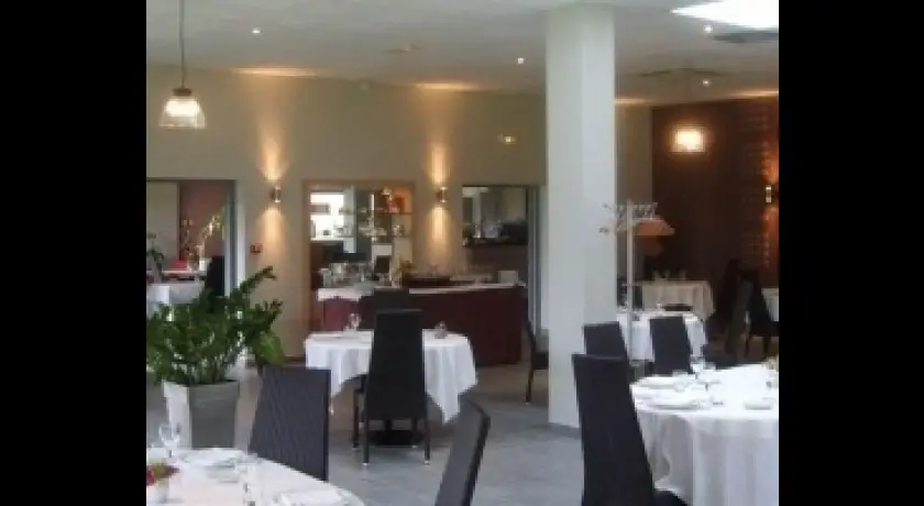 Restaurant Aux Berges Du Rhône Chavanoz