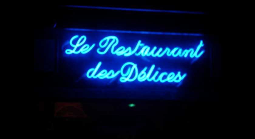 Restaurant Le Café Des Délices Villebaudon