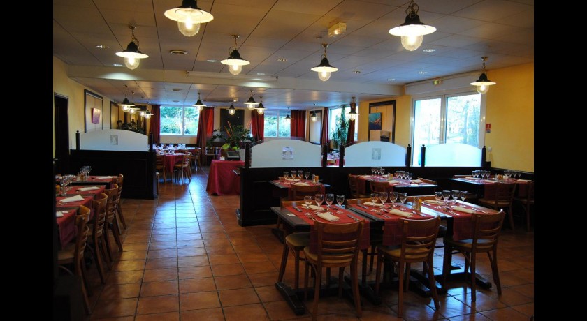 Restaurant Le Moulin Des Roches Nantes