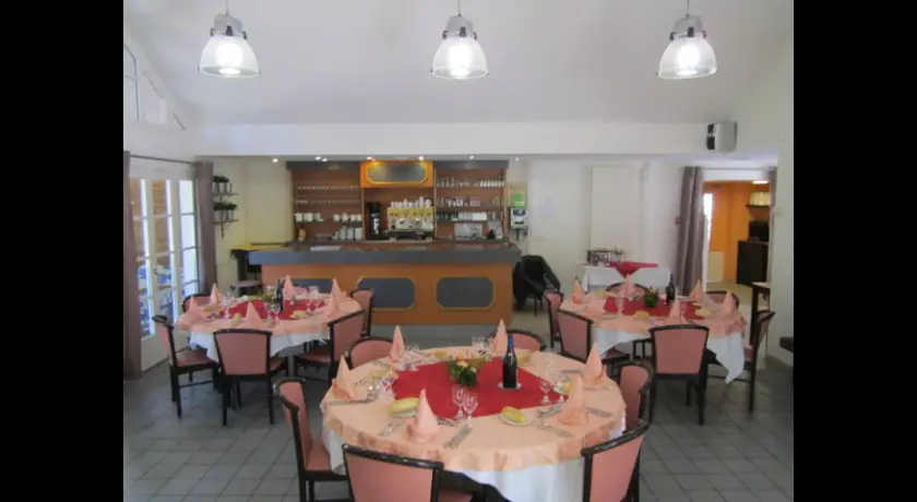 Restaurant Relais De L'aulne Sacy-le-grand