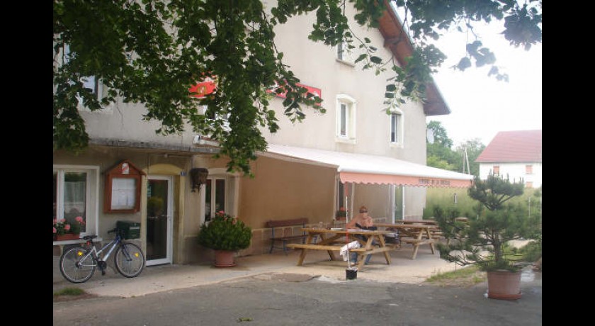 Auberge De  La Fontaine  Courtefontaine