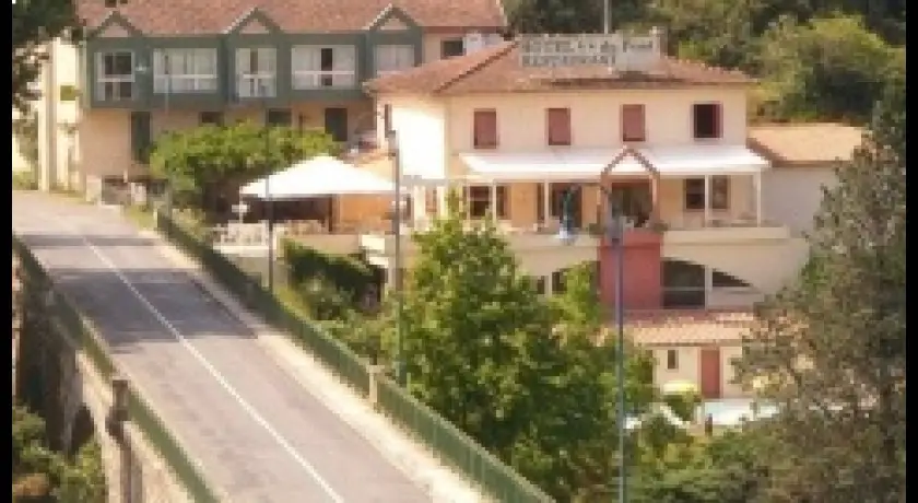 Hôtel Restaurant Du Pont Ambialet