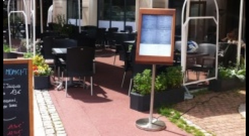 Le Millésime Du Port Cergy