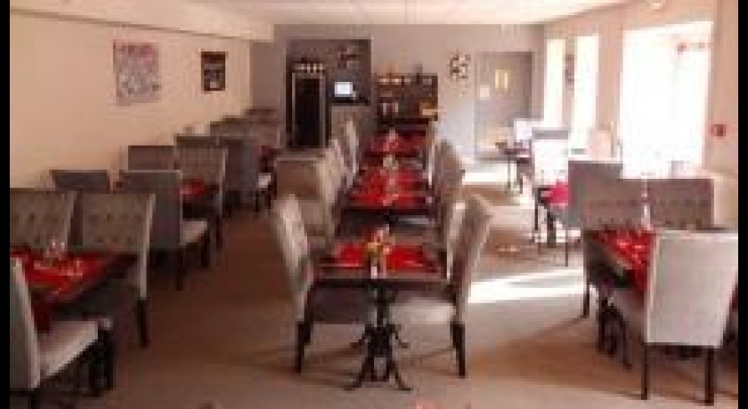 Le Relais D'auteuil	 78770 Auteuil