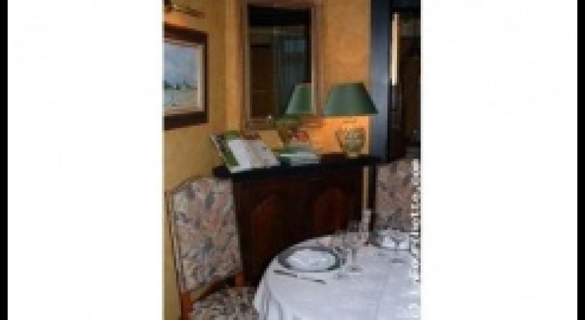 Hostellerie Des Voyageurs Yerville