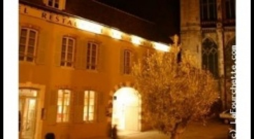Restaurant Les Bons Enfants Saint Julien Du Sault - 