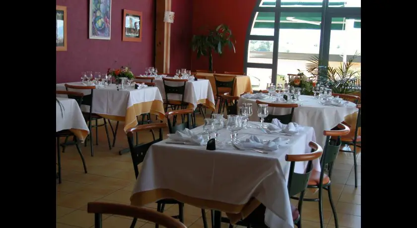 Restaurant De La Roseraie Saint-vincent