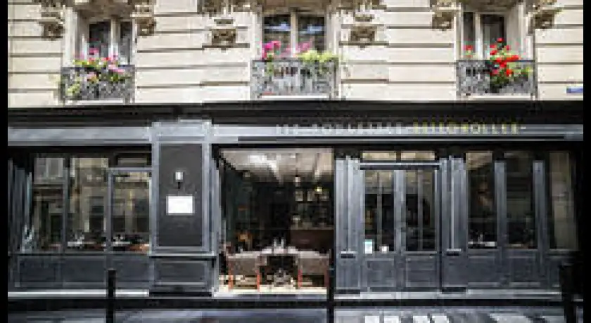 Restaurant Les Poulettes Batignolles Paris