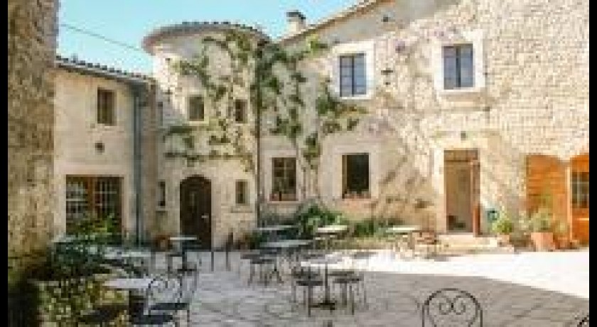 Hôtel - Restaurant Auberge La Plaine  Chabrillan