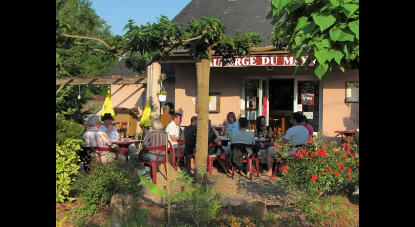 Restaurant Bistrot De Pays L'auberge Du Mayne Saint-bonnet-la-rivière