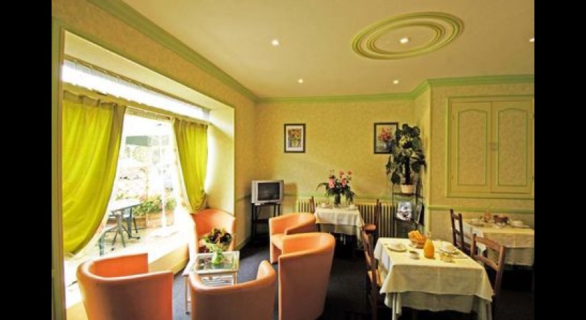 Auberge De L'atre Bourganeuf