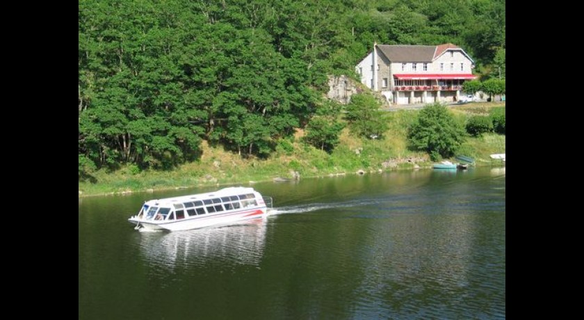 Hôtel Restaurant Du Lac Crozant